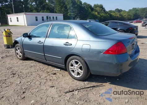 2007 Honda Accord 2.4 Ex z USA, uszkodzony, nr VIN 1HGCM56827A038380